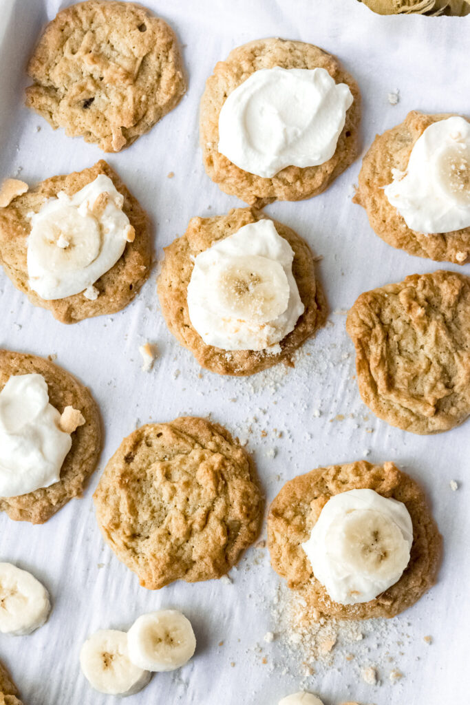 Banana Pudding Cookies - Dessert