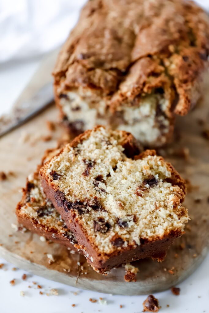 Banana bread w/Cookie Butter & Chocolate Chips - Breakfast